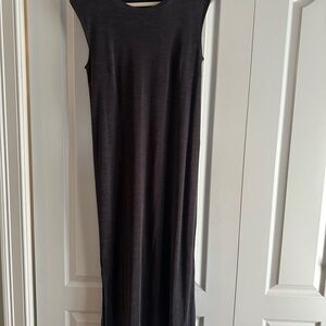 Nicole Miller sleeveless dress in Grey,  Size Medium